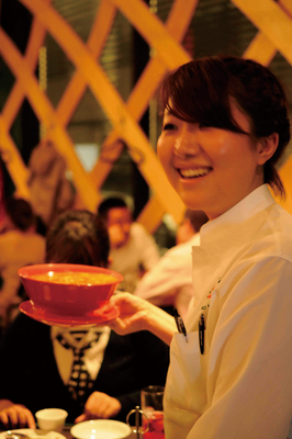 Asian Table Corporationの8982的招聘影像-0