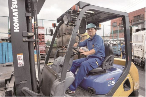 |株式{かぶしき}|会社{がいしゃ}トベ|商事{しょうじ}の17365の求人画像-0