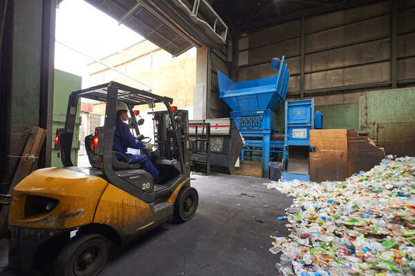 |株式{かぶしき}|会社{がいしゃ}トベ|商事{しょうじ}の17365の求人画像-1