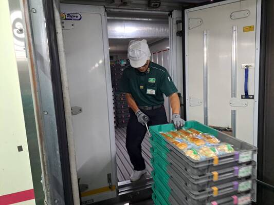 Gambar pekerjaan dari 20434 at MATSUFUJI UNYU SOUKO-1